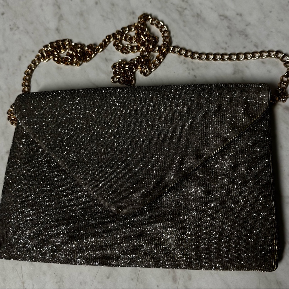 Elegant Glitter Clutch with Chain Strap